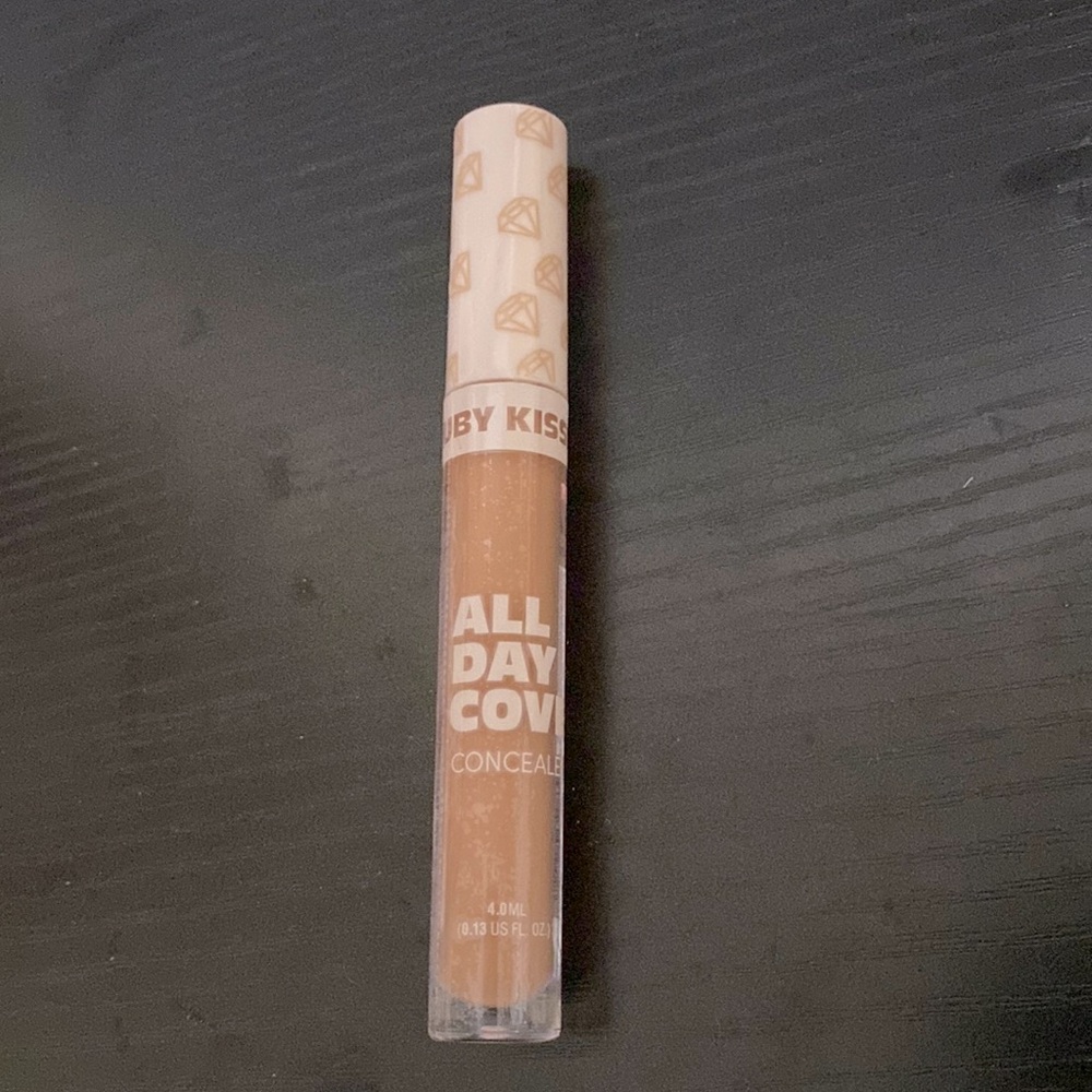 Ruby Kiss All Day Cover Concealer RAC04 Warm Honey - Brand new plastic seal